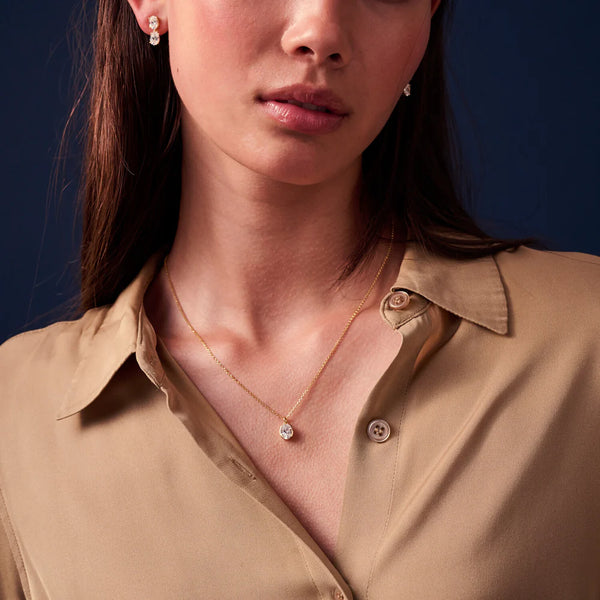 CHAINE FINE AJUSTABLE - OR & BRELOQUE OVALE ZIRCON BLANC "ELLISSE CAREZZA"