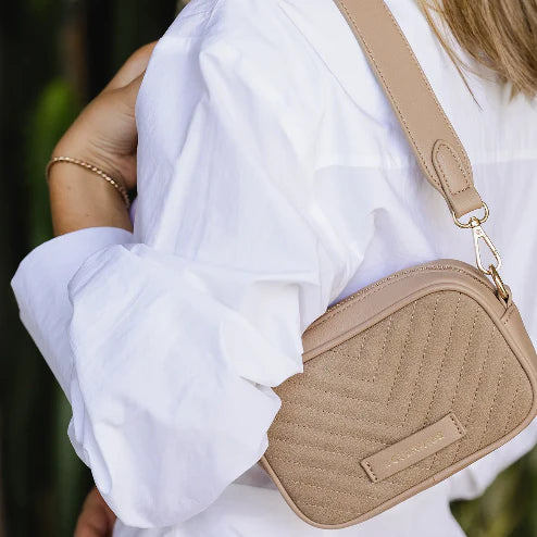 MINI SAC À MAINS BEIGE OU MARINE EN SUÈDE & CUIR