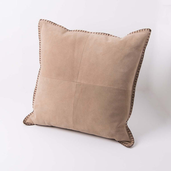 COUSSIN EN SUÈDE BEIGE